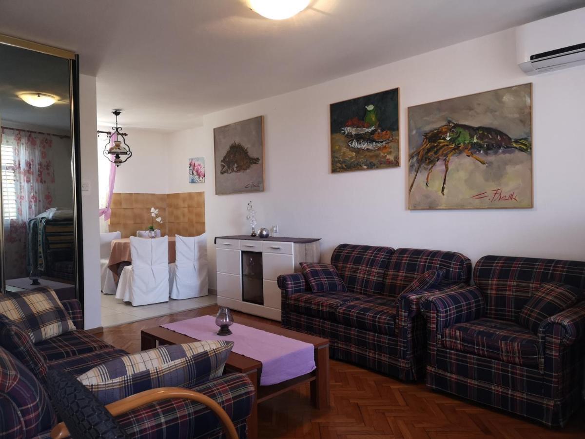 Apartment Magdic Brzac Extérieur photo