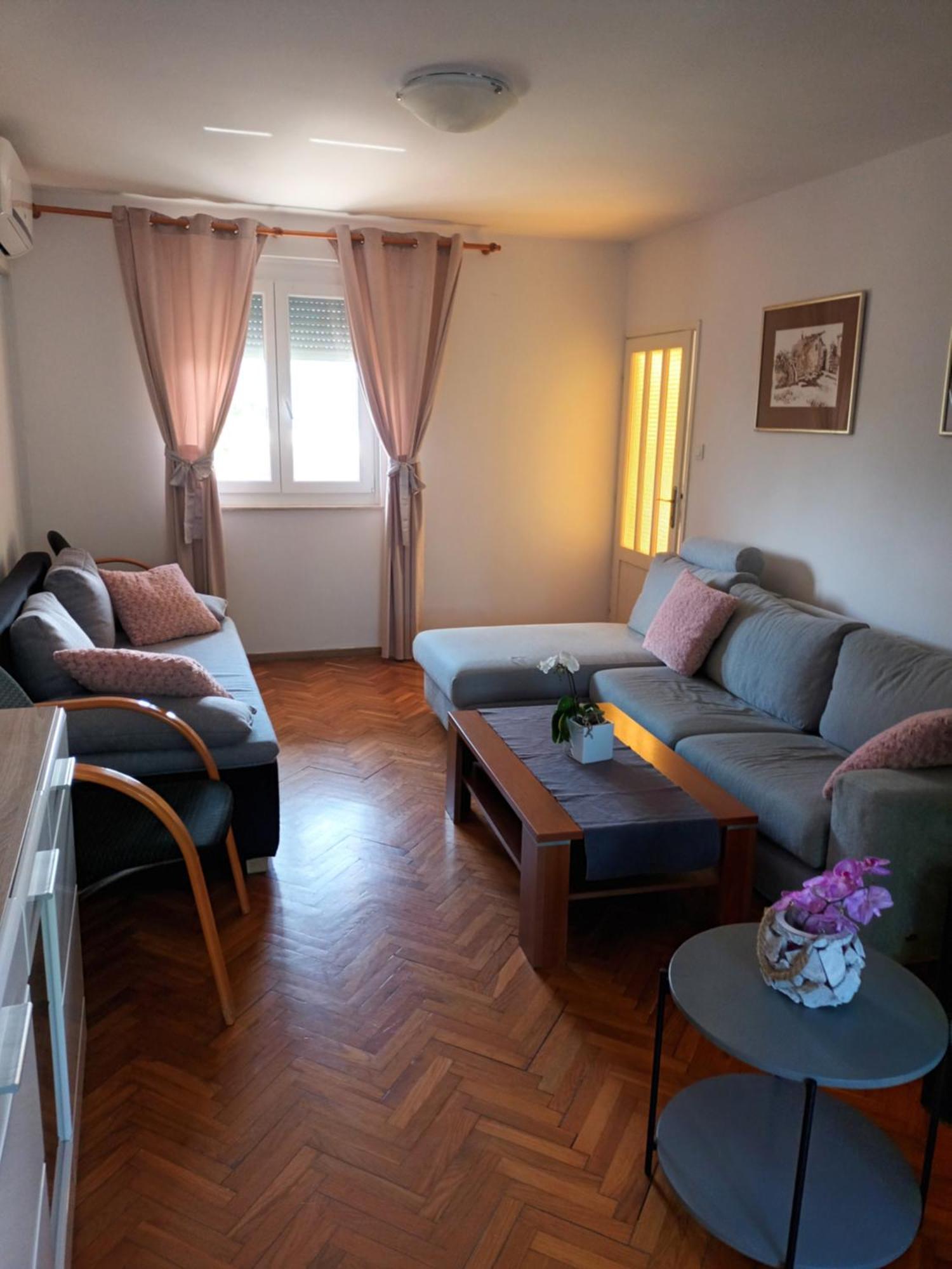 Apartment Magdic Brzac Extérieur photo